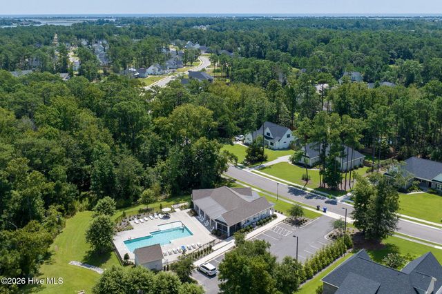 23 Stonegate Circle, Hampstead, NC 28443