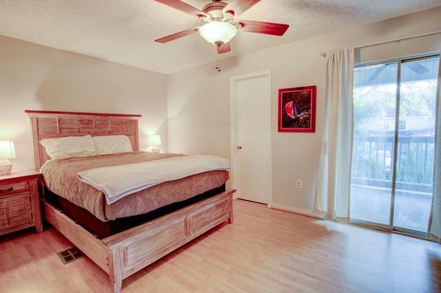 2404 Suwanee Lane, Fort Walton Beach, FL 32547