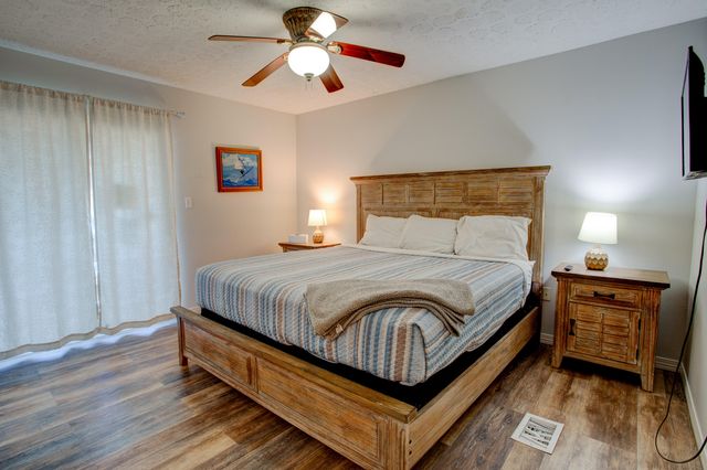 2404 Suwanee Lane, Fort Walton Beach, FL 32547