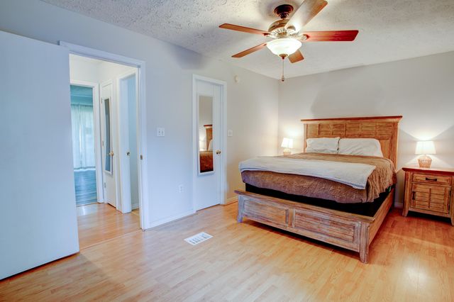 2404 Suwanee Lane, Fort Walton Beach, FL 32547