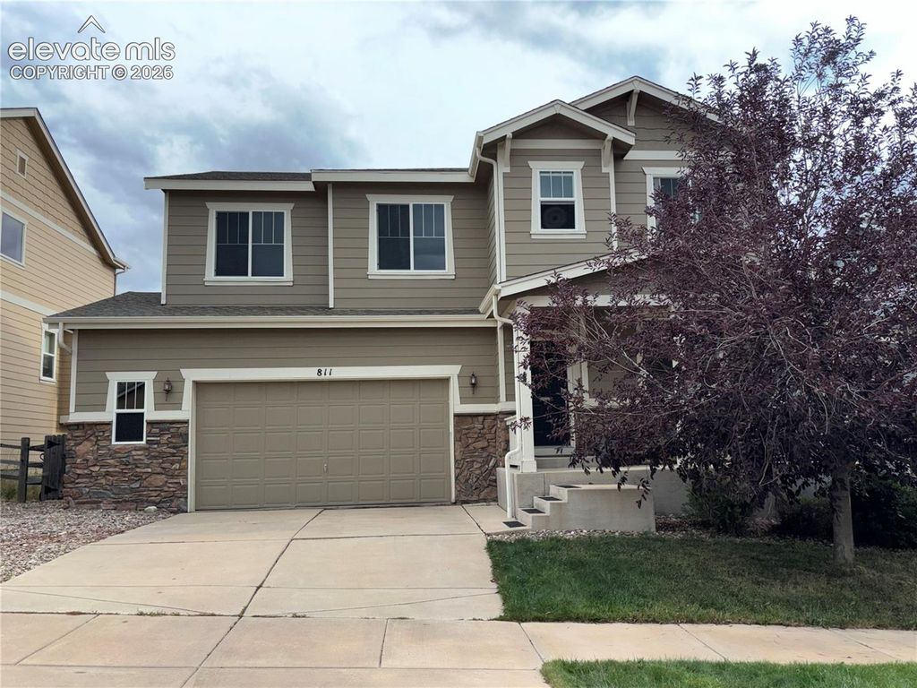 811 Spectrum Loop, Colorado Springs, CO 80921 — exterior