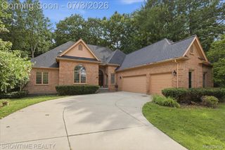 11656 Majestic Court, Shelby Charter Township, MI 48315