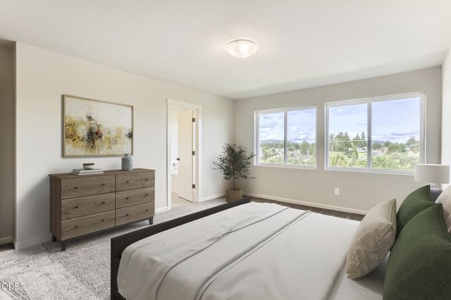 63122 NE Henningsen Pl, Bend, OR 97701