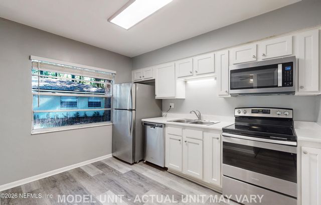 5424 101ST Street 1, Jacksonville, FL 32210