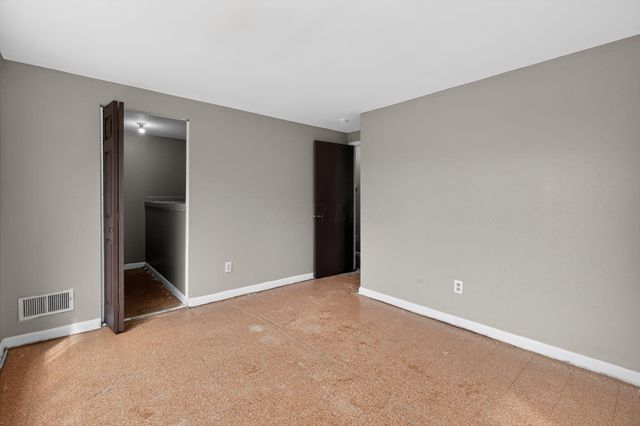 5824 La Paz Place, Westerville, OH 43081