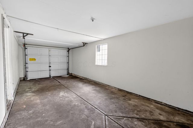 5824 La Paz Place, Westerville, OH 43081