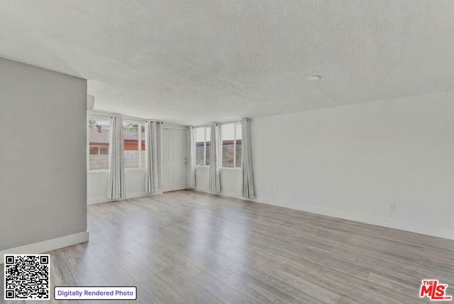 8920 Dalton Avenue, Los Angeles, CA 90047