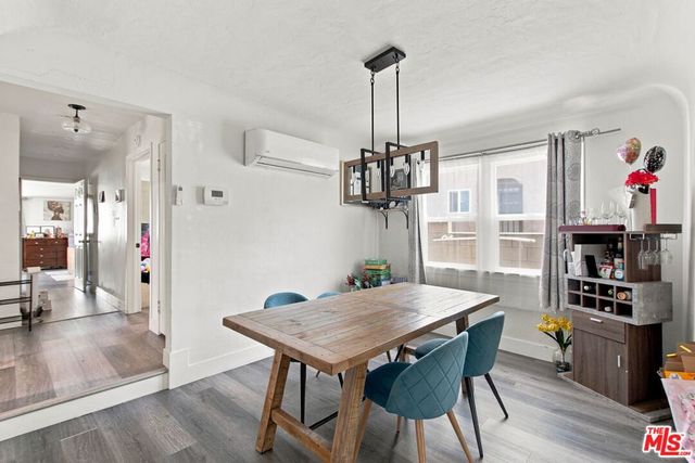 8920 Dalton Avenue, Los Angeles, CA 90047