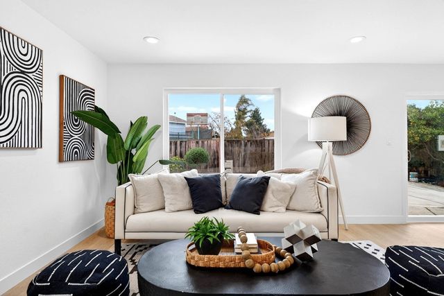 32508 Regents Blvd, Union City, CA 94587