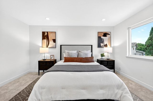 32508 Regents Blvd, Union City, CA 94587