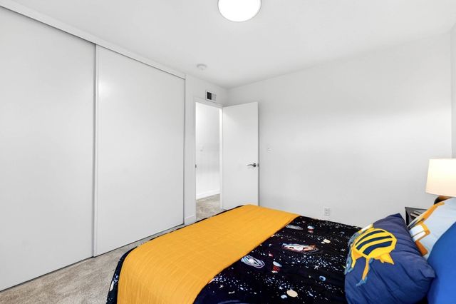 32508 Regents Blvd, Union City, CA 94587