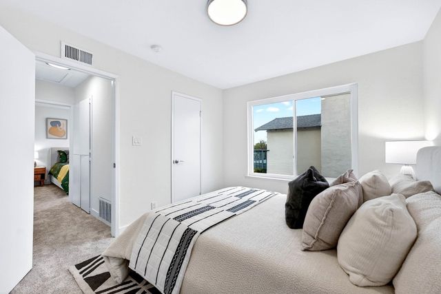 32508 Regents Blvd, Union City, CA 94587