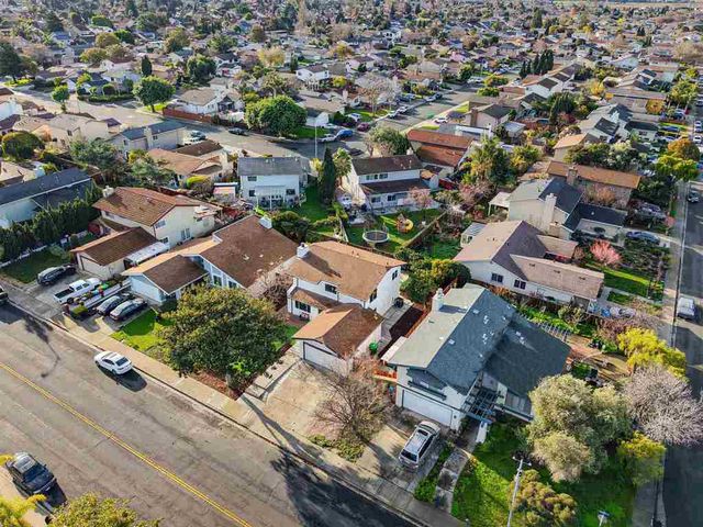 32508 Regents Blvd, Union City, CA 94587