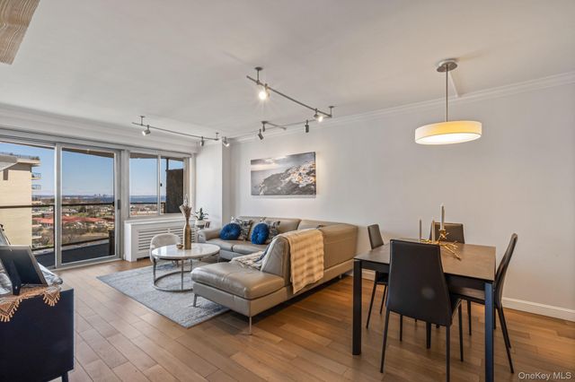 18-15 215th Street 15F, Bayside, NY 11360