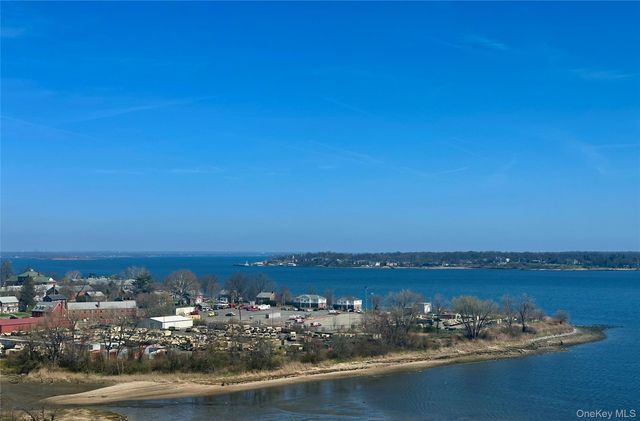 18-15 215th Street 15F, Bayside, NY 11360