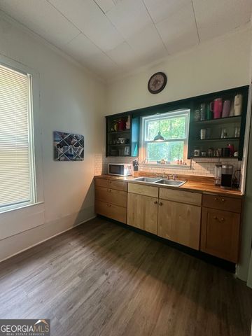 140 E Hall St, Milledgeville, GA 31061