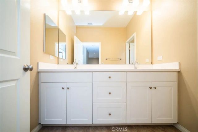 55 Ivory Petal, Irvine, CA 92620