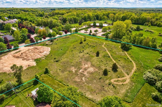 12750 FOUNTAIN SQUARE, Springfield Twp, MI 48350