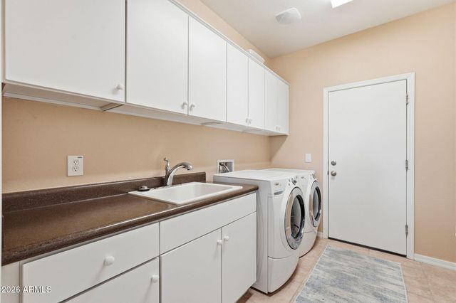 6069 W ESTANCIA Way, Florence, AZ 85132