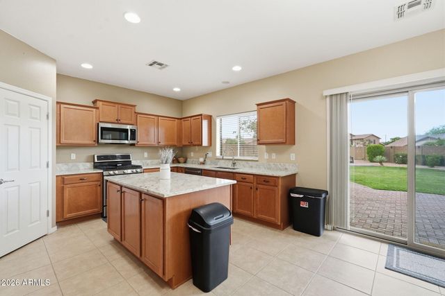 6069 W ESTANCIA Way, Florence, AZ 85132
