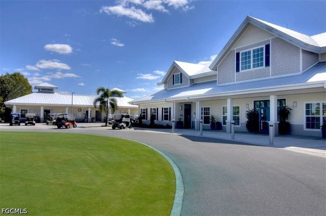 275 Boros DR, North Fort Myers, FL 33903