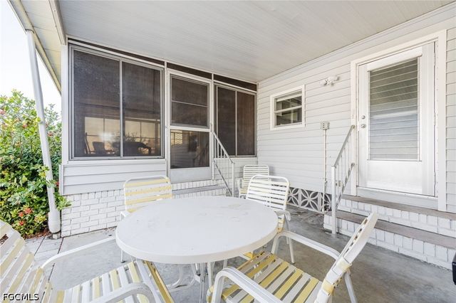 275 Boros DR, North Fort Myers, FL 33903