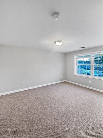 18 Ferry Street B, Lawrence, MA 01841