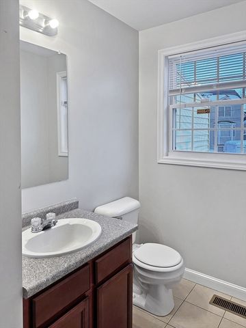 18 Ferry Street B, Lawrence, MA 01841