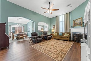 413 Gastonbury Court, League City, TX 77573