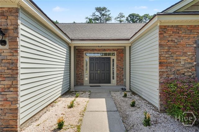 466 Stonebridge Circle, Savannah, GA 31419