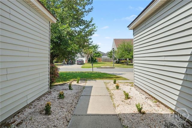 466 Stonebridge Circle, Savannah, GA 31419