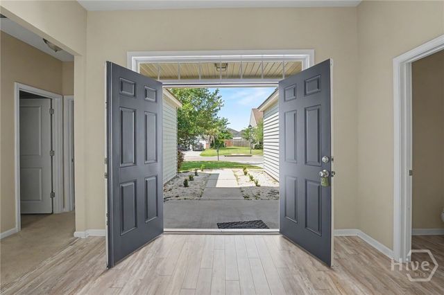 466 Stonebridge Circle, Savannah, GA 31419