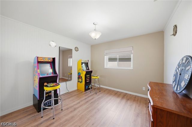 515 Gleason PKWY, Cape Coral, FL 33914