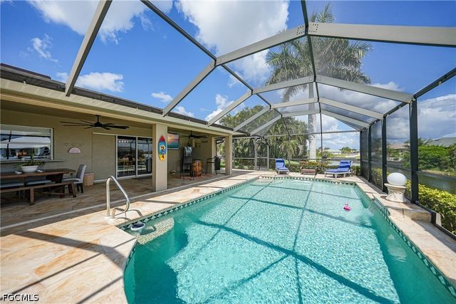 515 Gleason PKWY, Cape Coral, FL 33914