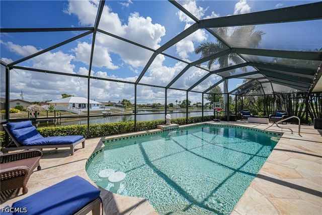 515 Gleason PKWY, Cape Coral, FL 33914