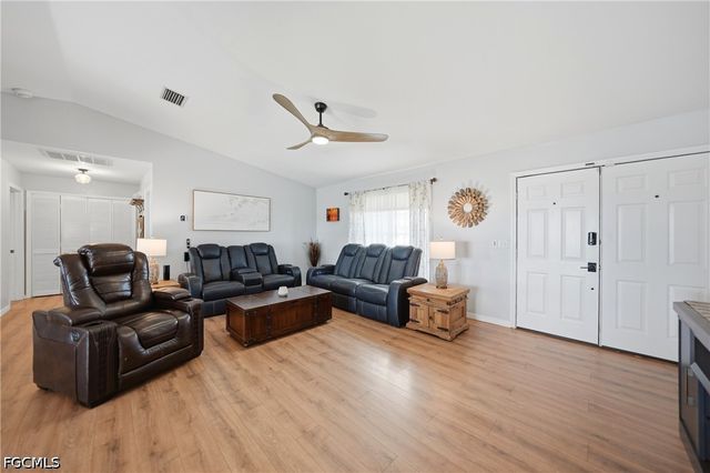 515 Gleason PKWY, Cape Coral, FL 33914