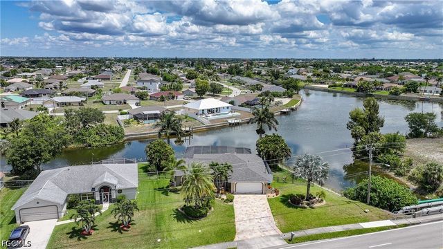 515 Gleason PKWY, Cape Coral, FL 33914