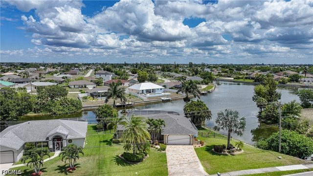 515 Gleason PKWY, Cape Coral, FL 33914