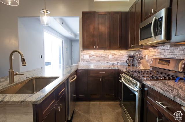 4277 W CANTERBURY RD, Hurricane, UT 84737