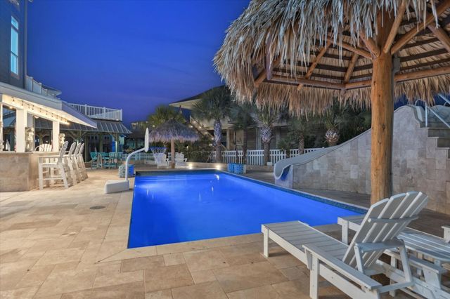 1335 Tiki Drive, Tiki Island, TX 77554