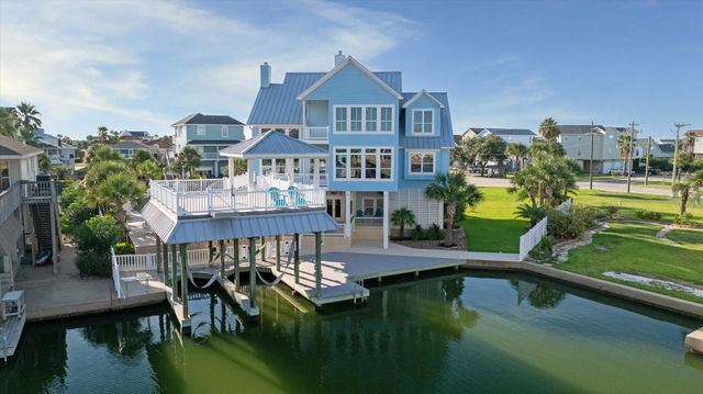 1335 Tiki Drive, Tiki Island, TX 77554