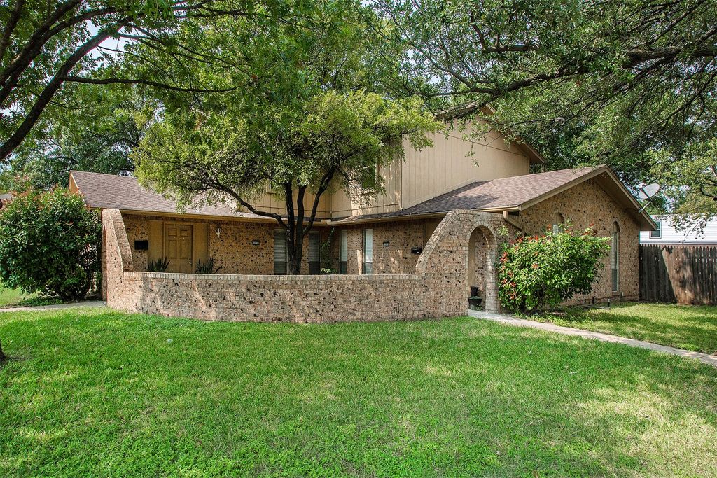 12831 Pandora Drive, Dallas, TX 75238