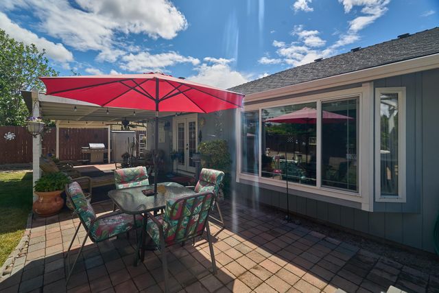 911 La Loma Drive, Medford, OR 97504