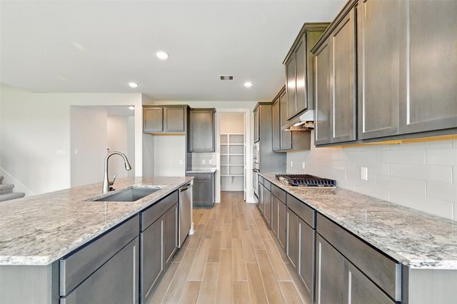 13618 Hartwell Bend Drive, Texas City, TX 77568