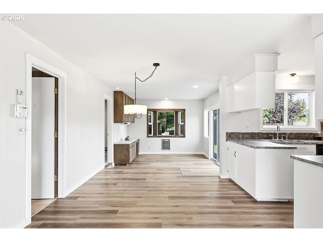 3470 HYACINTH St, Eugene, OR 97404