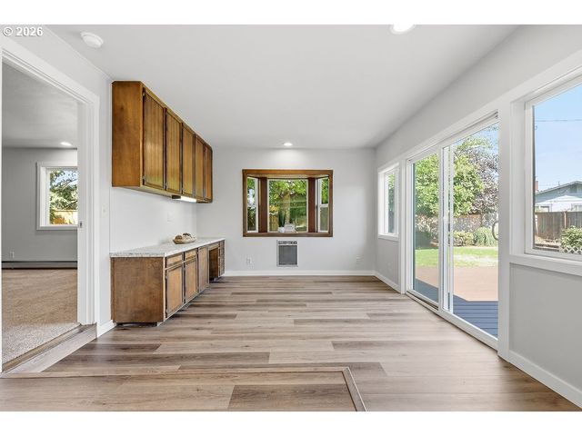 3470 HYACINTH St, Eugene, OR 97404