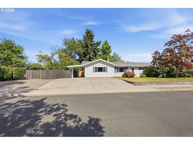 3470 HYACINTH St, Eugene, OR 97404