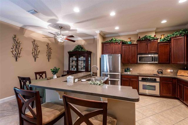 2821 DEVONOAK BOULEVARD, Land O Lakes, FL 34638