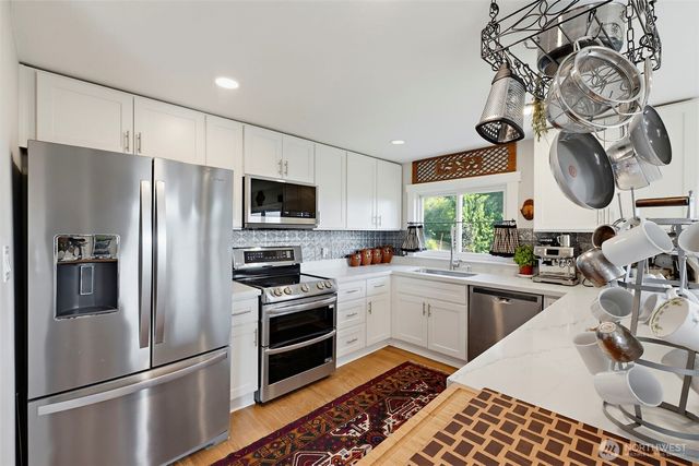 205 S Hartford, Bremerton, WA 98312
