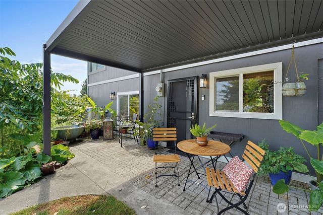 205 S Hartford, Bremerton, WA 98312